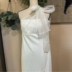 Lulus Elegant Indication Ivory Pearl One Photo 4