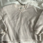 American Eagle  cream crewneck Photo 0