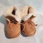 BEEK Penguin Genuine Shearling Bootie Size9.s68 Size 9 Photo 0