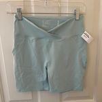 Tilly's Large Tilly’s NWT RSQ W V FRONT BIKE SHORT Photo 0