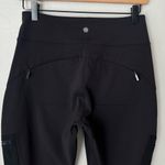 Athleta Headlands Hybrid High Rise Cargo Leggings black 6 Photo 8