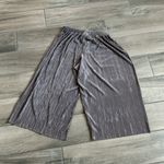 Jaclyn Smith  wide leg flowy Capri pants Photo 3