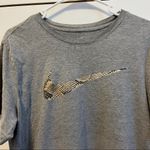 Nike  Snakeskin logo grey t shirt Photo 2