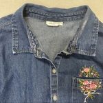CW Classics Denim Button Down Shirt Floral embroidery Plus size 1X Blue Photo 2