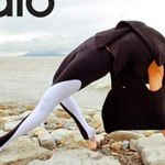 Alo Yoga White Illusion 4 Leggings Black White Geometric Workout Tights Small Photo 0