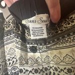 Sans Souci  Black and Cream Patterned Garment Photo 2