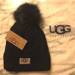 UGG Beanie W/fleece Lining Photo 0