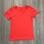 Nike Woman’s Active Shirt Photo 2