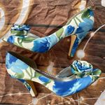 Bloom Vibrant Blue and Green Floral Heels Size 9 Photo 0