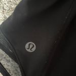 Lululemon Black Hotty Hot 2.5" High-Rise Shorts Photo 2