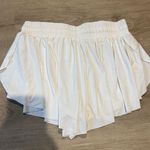 Amazon Butterfly Shorts White Photo 1