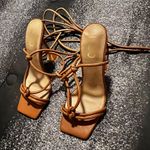 EGO Womens sz6  lace up Heels Photo 1