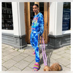 Farm Rio Blue Macaw Crochet Anatomic Slide Sandal Photo 4