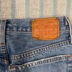 Levi's Levi’s 501 Light Wash High Waisted Distressed Straight Leg Denim Jeans - Size 25 Photo 4