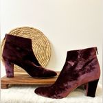 SJP Sarah Jessica Parker Bordeaux Velvet Minnie Boots Size 38 Red Photo 6