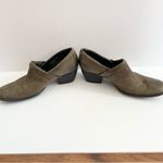 Born Womens 7 Brown Leather Shooties Shoes Western Distressed Brown Slip On 2” Photo 6