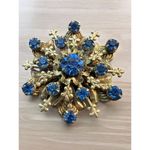 Vintage Gold Tone Starburst Pin Brooch Blue Glass Rhinestones Prong Set 1.5" Photo 0