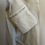 Lululemon  Women's‎ Gray Athletic Jacket Thumb Holes Hood Ribbed Size 8 Photo 7