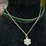 Green Velvet Snowflake Christmas Choker Photo 3