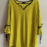 Olivia Blu  Yellow Lace Top with Black Trim Size Large Photo 0