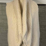 BB Dakota NWT Womens Cream Faux Fur Sherpa Open Front Vest Size Medium Photo 0