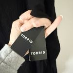 Torrid NWT  Asymmetrical Off-Shoulder Long Sleeve Top with Chain in Black Size 3 Photo 7