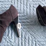 Guess  black heels size 6.5 Photo 5