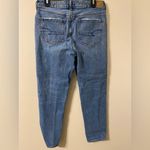 American Eagle Womens American‎ Eagle Medium Wash Slightly Distressed Straight Leg Jeans Size 6 Photo 1