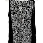 August Silk Zipper Front Geometric Black & White Tank Size Medium Lightweight Photo 0