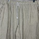 BeachLunchLounge  Cropped Pants‎ Photo 1