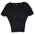 Kendall + Kylie  Cropped shirt size‎ small Photo 0