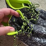 Nike  Roshe Run Gray Camo w/ Neon Green Sneakers Women's Size 7.5 Running Shoes Photo 10