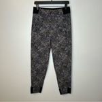 Athleta Trekkie North Jogger Kinetic Abstract Black Size 6 Photo 3