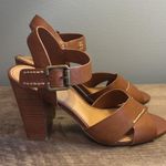 Crown Vintage Tan High Heel Sandals Size 6.5M Brown Photo 1