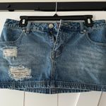 Edikted Distressed Denim Mini Skirt Photo 0