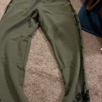 Johnny Was  Rita embroidered leggings olive green xs Photo 5