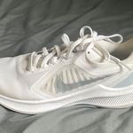 Nike White Running Shoes Photo 0