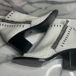 Frye NWOB Wmn's White Black Crackle Leather Peep Toe Brielle Rebel Booties Sz 7 Photo 5