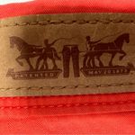 Levi's Women's Cuffed Mid Rise Mid Thigh Coral Shorts Size 32 Slim Fit Stretch Photo 5