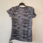 Under Armour  heat gear fitted black grey shirt size womens small Photo 2