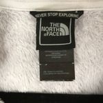 The North Face Fuzzy Fleece Photo 3