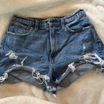 Abercrombie & Fitch  High Rise Curve Love Mom Shorts Photo 2