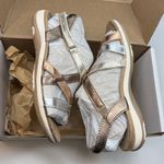 Earth Women's Sterling Strappy Sporty Sandals Photo 5