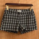 Old Navy jacquard diamond geo dressy shorts woman’s size 0 Photo 0
