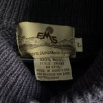Eastern Mountain Sports EMS wool sweater retro. Style 241992. GUC. Photo 1