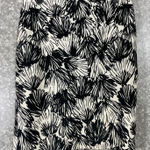 Ann Taylor Women's Black & White Floral Print Pencil Skirt - Size 8 - Corpcore Photo 0
