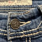 BKE Denim Payton Straight Leg Jeans Medium Wash Embroidered Stitching Size 27 Photo 4