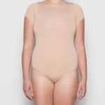 SKIMS Essential T-Shirt Thong Bodysuit in Sandstone Large/X-Large Photo 6