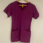 Aero Magenta V Neck Short Sleeve Scrub Top Size XXS Pink Photo 0