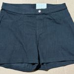 Hue Women’s  Medium Black Chino Chic Shorts NWT Photo 1